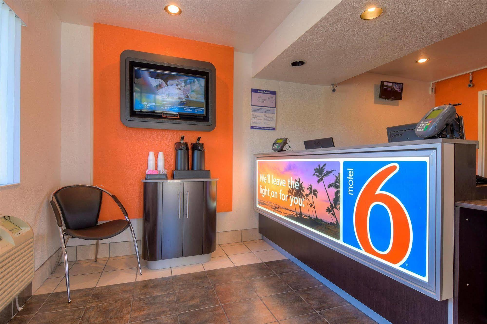 6-san Ysidro, Ca - - Border 3*